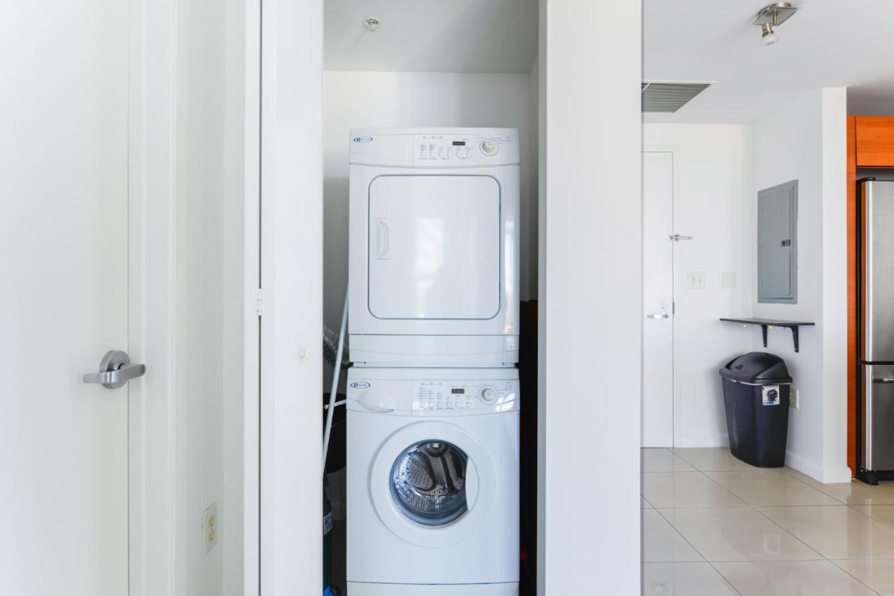 Apartment Relax Family Midtown - Free Parking & Great Pool